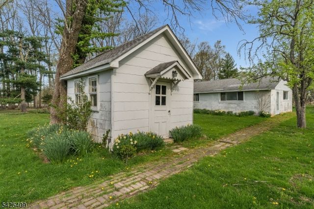 115 Barbertown Point Breeze, Kingwood Twp., NJ 08825