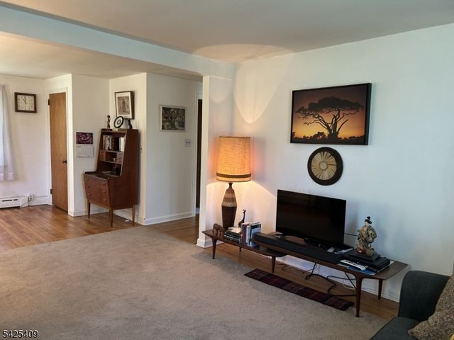 115 Barbertown Point Breeze, Kingwood Twp., NJ 08825