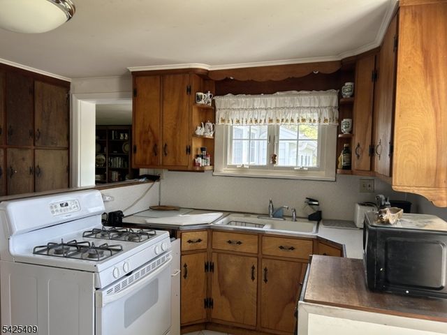 115 Barbertown Point Breeze, Kingwood Twp., NJ 08825