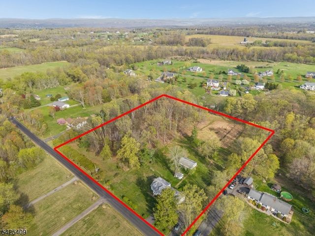 115 Barbertown Point Breeze, Kingwood Twp., NJ 08825