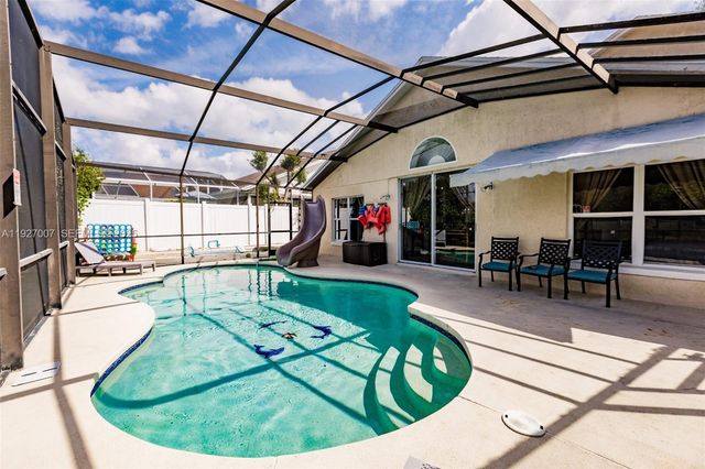 3022 BRANSBURY CT, Kissimmee, FL 34747