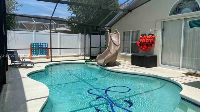 3022 BRANSBURY CT, Kissimmee, FL 34747