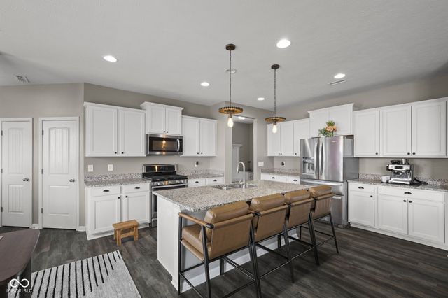 6842 Shooting Star Drive, Whitestown, IN 46075
