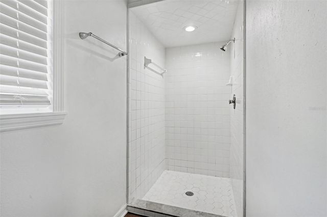 1004 LANTANA DRIVE, Eustis, FL 32726