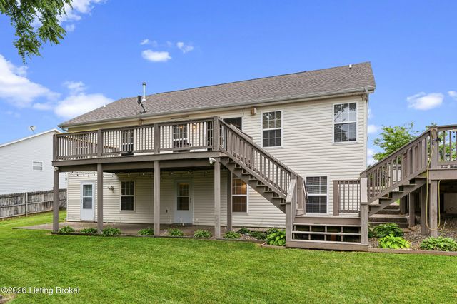 5908 Saddle Blanket Dr, Louisville, KY 40219