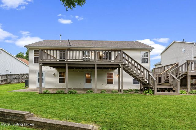 5908 Saddle Blanket Dr, Louisville, KY 40219
