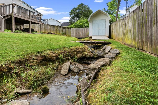 5908 Saddle Blanket Dr, Louisville, KY 40219