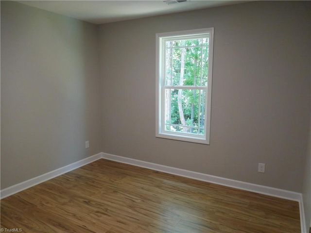 415 N Scientific Street, High Point, NC 27260