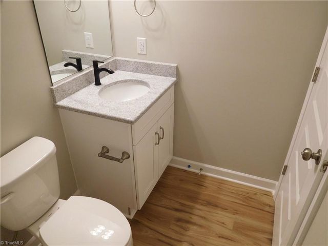 415 N Scientific Street, High Point, NC 27260