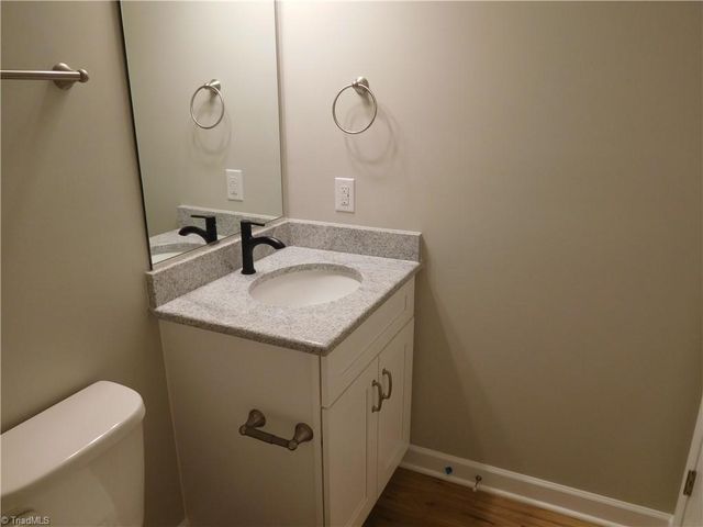 415 N Scientific Street, High Point, NC 27260
