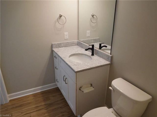 415 N Scientific Street, High Point, NC 27260