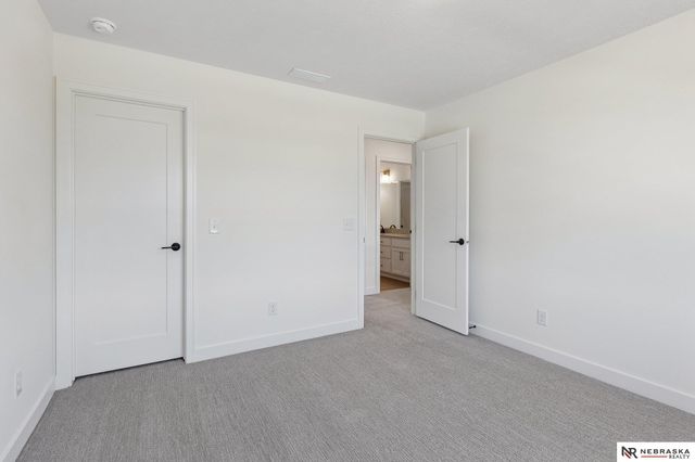 11209 N 173 Street, Bennington, NE 68007