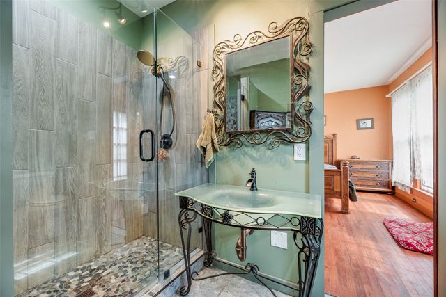 508 Martin Lane, Euless, TX 76040