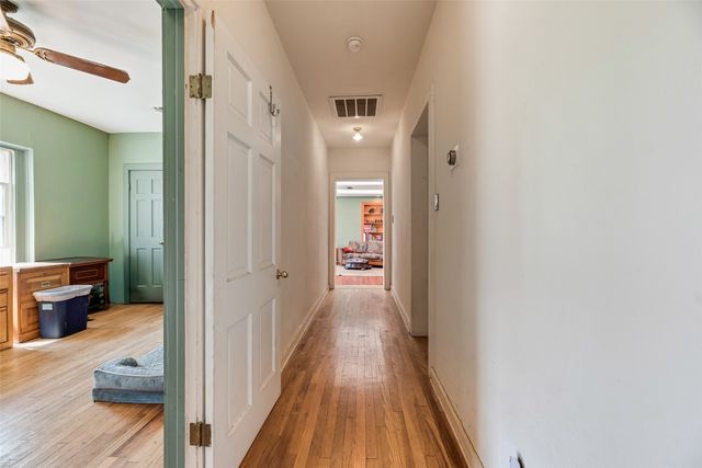 508 Martin Lane, Euless, TX 76040