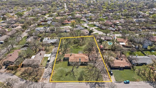 508 Martin Lane, Euless, TX 76040