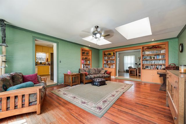 508 Martin Lane, Euless, TX 76040