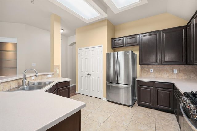 3715 Crescent Drive, Pearland, TX 77584