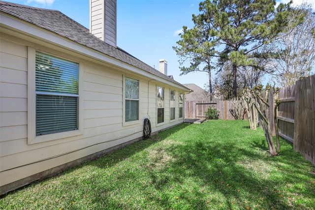 3715 Crescent Drive, Pearland, TX 77584