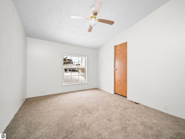 303 S Orange Street, Kalkaska, MI 49646