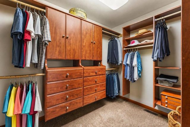 S1501 Canary Court, La Valle, WI 53941
