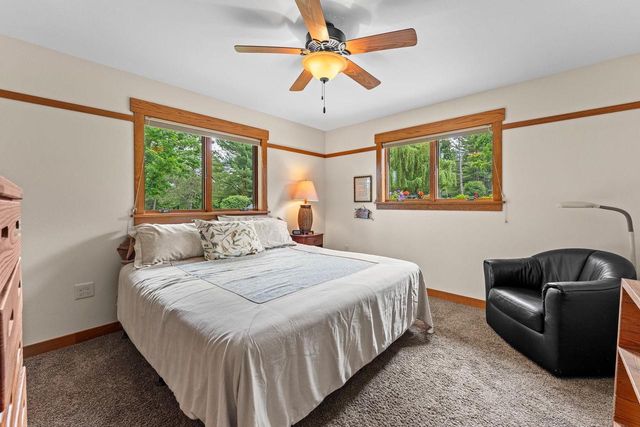 S1501 Canary Court, La Valle, WI 53941