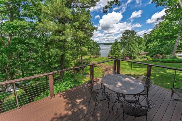 S1501 Canary Court, La Valle, WI 53941