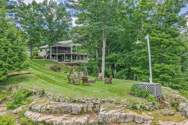 S1501 Canary Court, La Valle, WI 53941