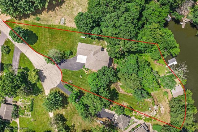 S1501 Canary Court, La Valle, WI 53941