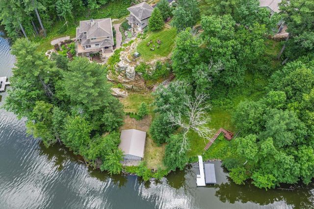 S1501 Canary Court, La Valle, WI 53941