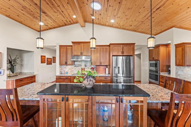 S1501 Canary Court, La Valle, WI 53941