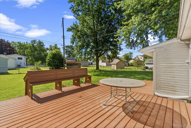 5155 Oxford Court, Swartz Creek, MI 48473