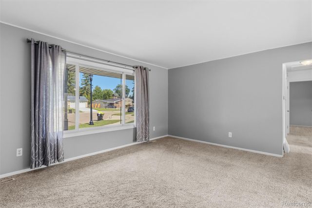 5155 Oxford Court, Swartz Creek, MI 48473