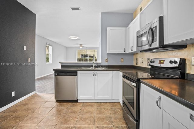 2167 Hacienda Ter, Weston, FL 33327