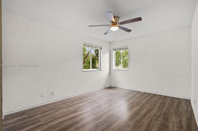 2167 Hacienda Ter, Weston, FL 33327