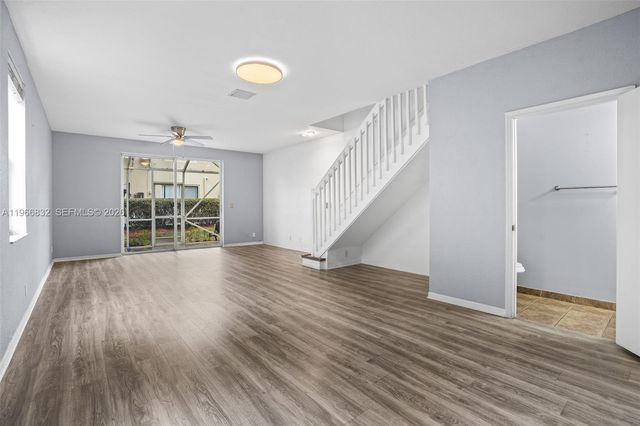 2167 Hacienda Ter, Weston, FL 33327