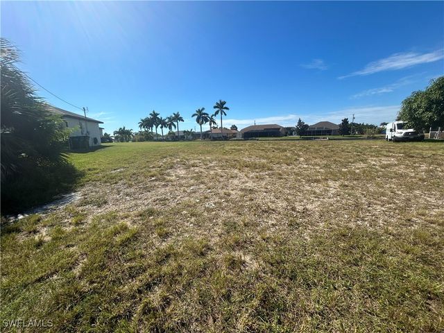 506 NE 21st PL, Cape Coral, FL 33909