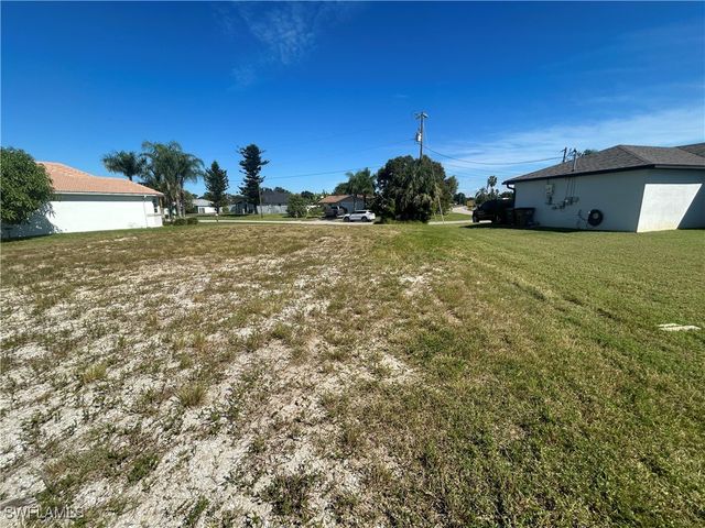 506 NE 21st PL, Cape Coral, FL 33909