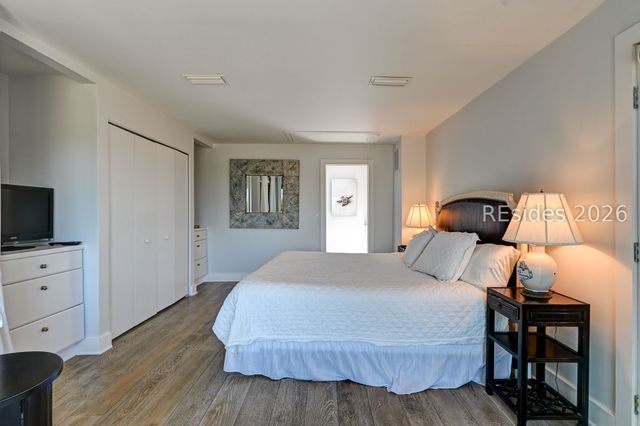 21 Barnacle Rd, Hilton Head Island, SC 29928