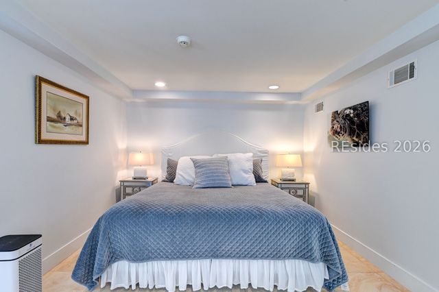 21 Barnacle Rd, Hilton Head Island, SC 29928