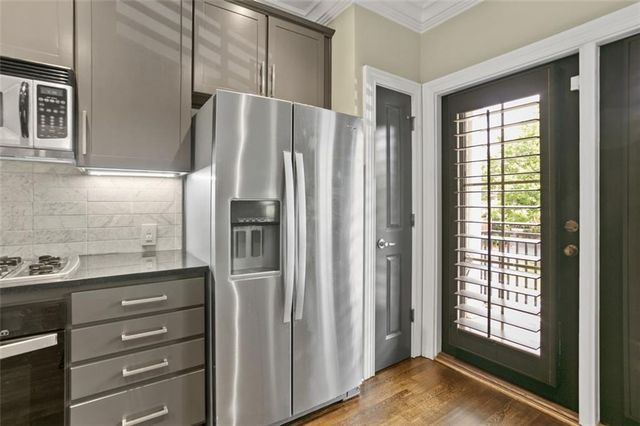 244 Le Gran Bend 63, Atlanta, GA 30328