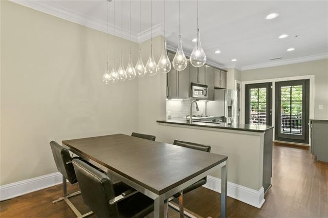244 Le Gran Bend 63, Atlanta, GA 30328