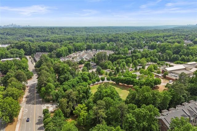 244 Le Gran Bend 63, Atlanta, GA 30328