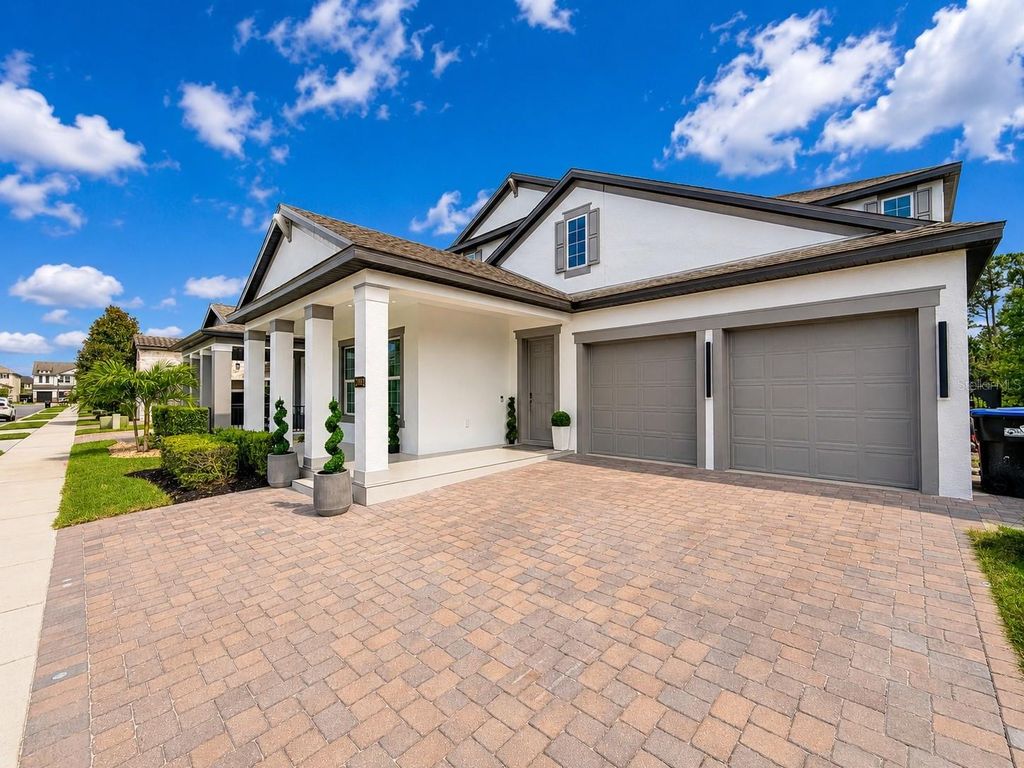 Image 1 of property listing at 12676 SALOMON COVE DRIVE, Windermere, FL 34786