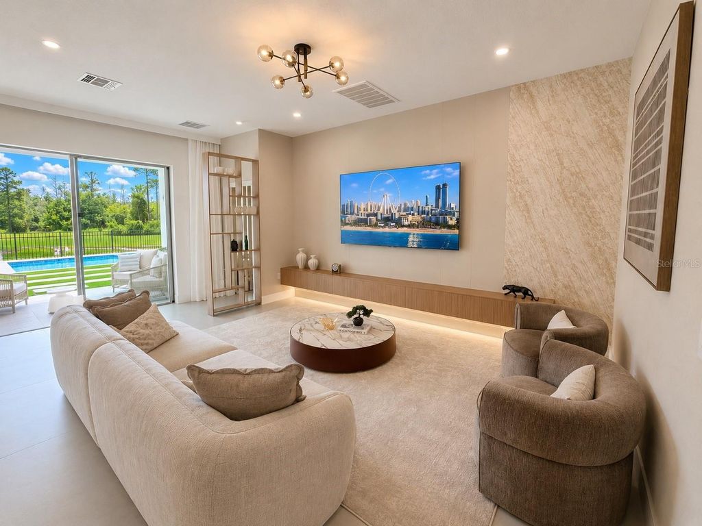 Image 8 of property listing at 12676 SALOMON COVE DRIVE, Windermere, FL 34786