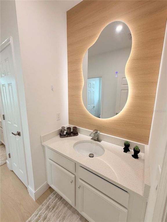 Image 80 of property listing at 12676 SALOMON COVE DRIVE, Windermere, FL 34786