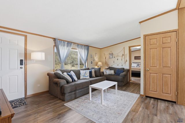 13345 WHITE PEBBLE CT, Hot Springs, SD 57747