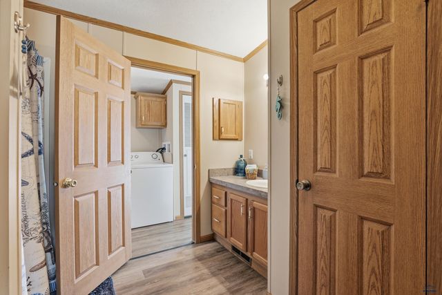 13345 WHITE PEBBLE CT, Hot Springs, SD 57747