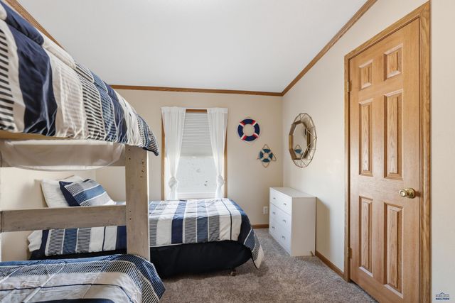 13345 WHITE PEBBLE CT, Hot Springs, SD 57747