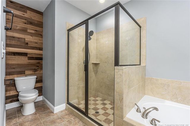 15 Cross Roads Court, Broadway, NC 27505