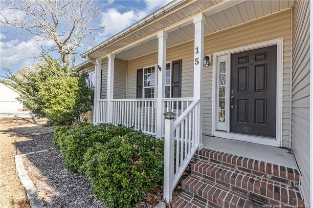 15 Cross Roads Court, Broadway, NC 27505